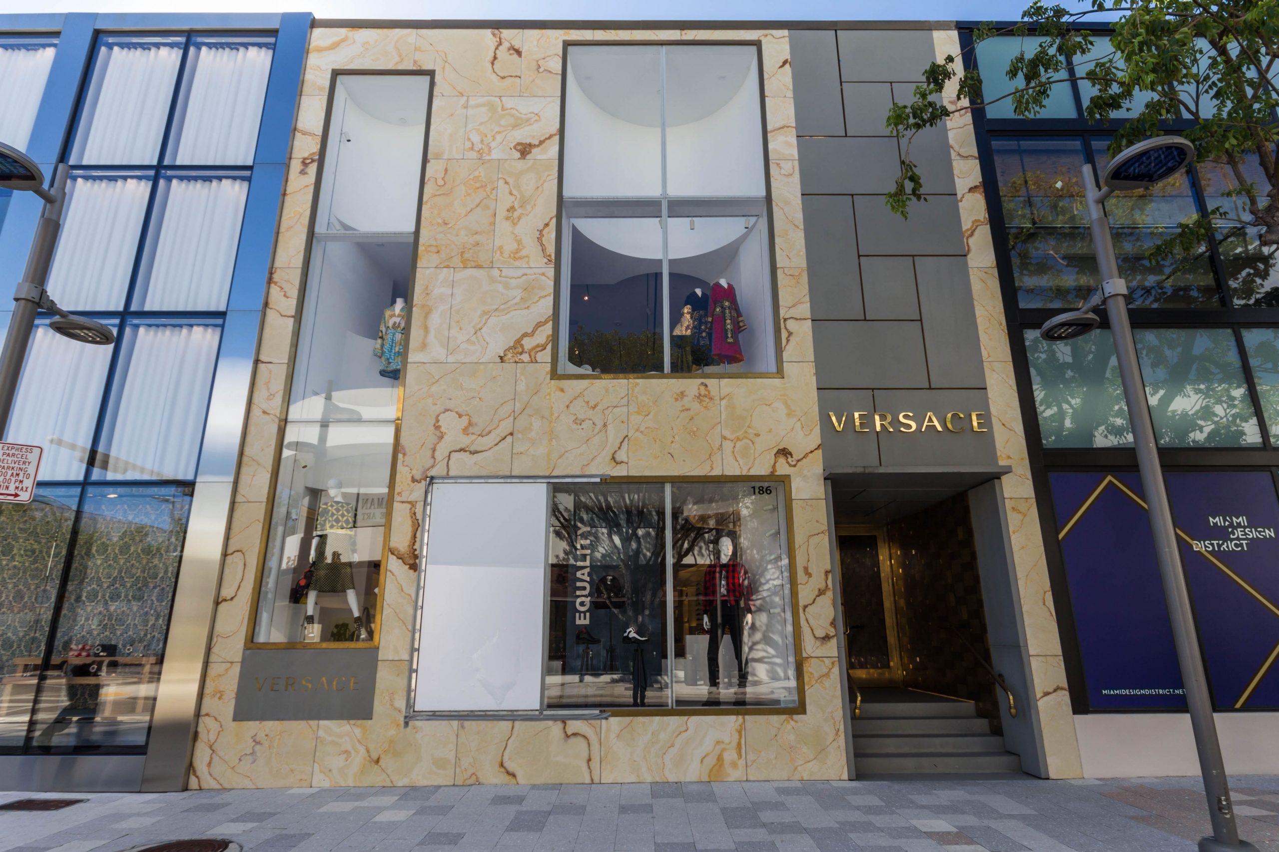 VERSACE HONEYCOMB STONE FACADE